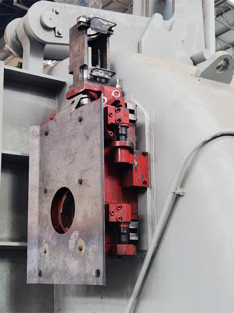 200-ton ladle DS mechanism